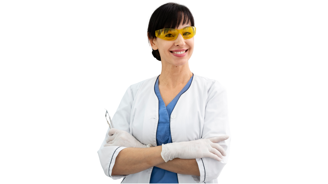 Dentista profesional con brazos cruzados